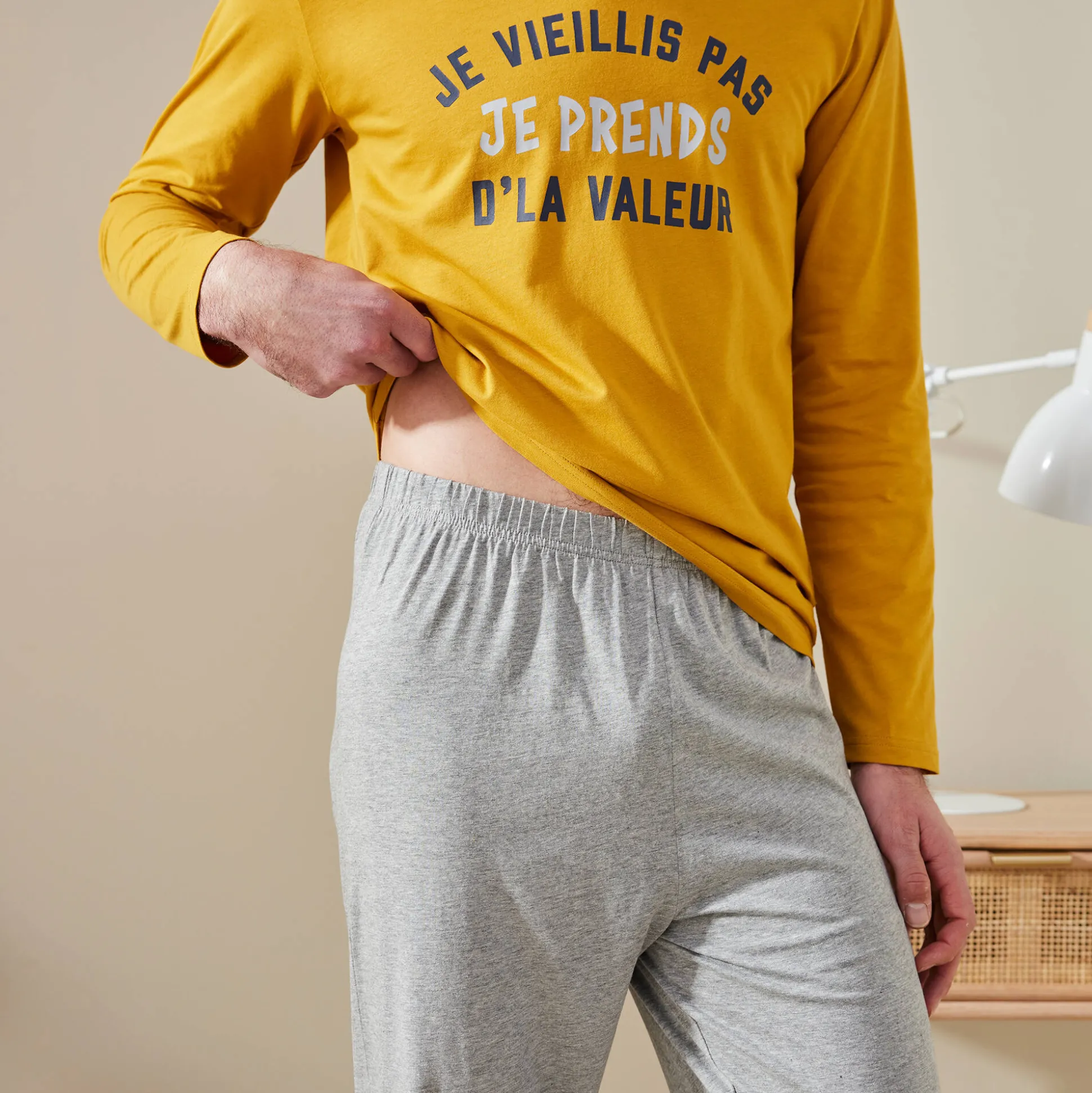 Pyjama met lange mouwen en letterprint