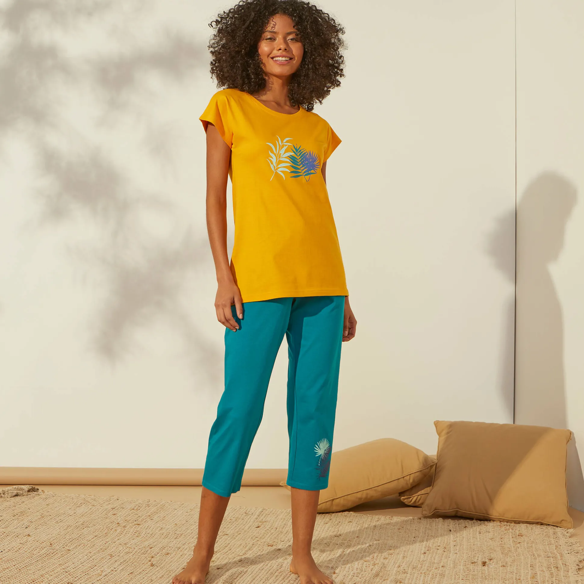 Pyjama T-shirt met tropische print