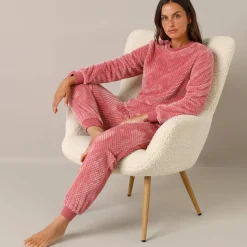 Pyjama van gestructureerd fleece