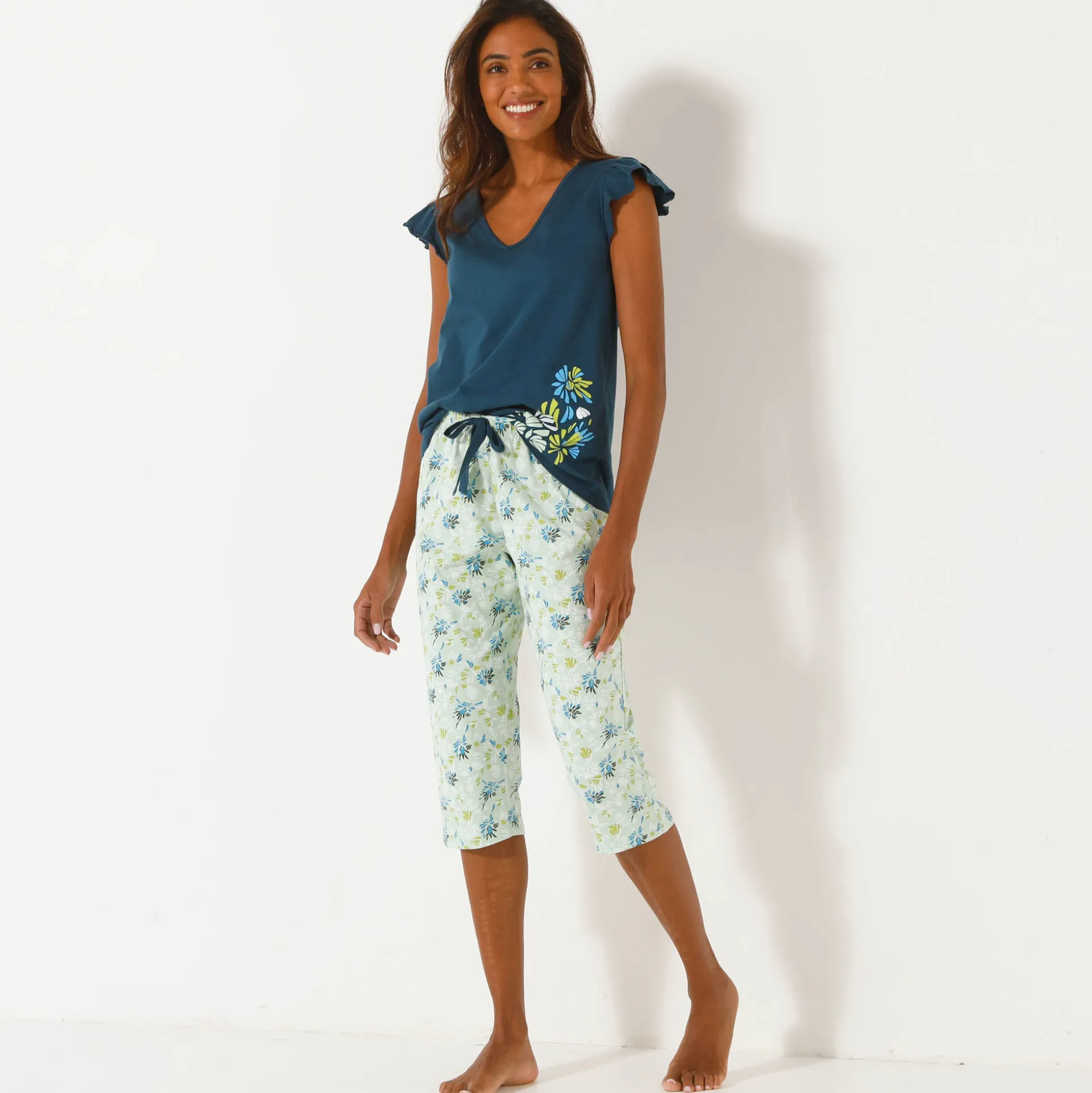 3/4-pyjamabroek met bloemblaadjesprint