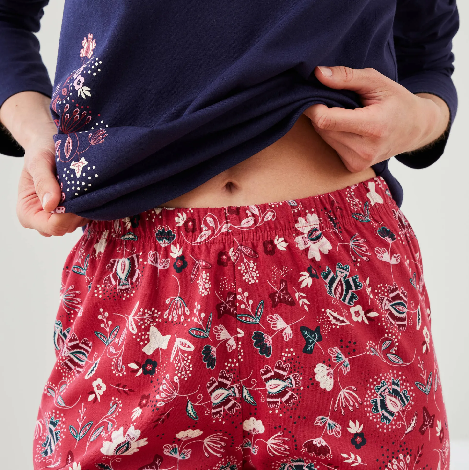 Pyjamabroek met bloemenprint