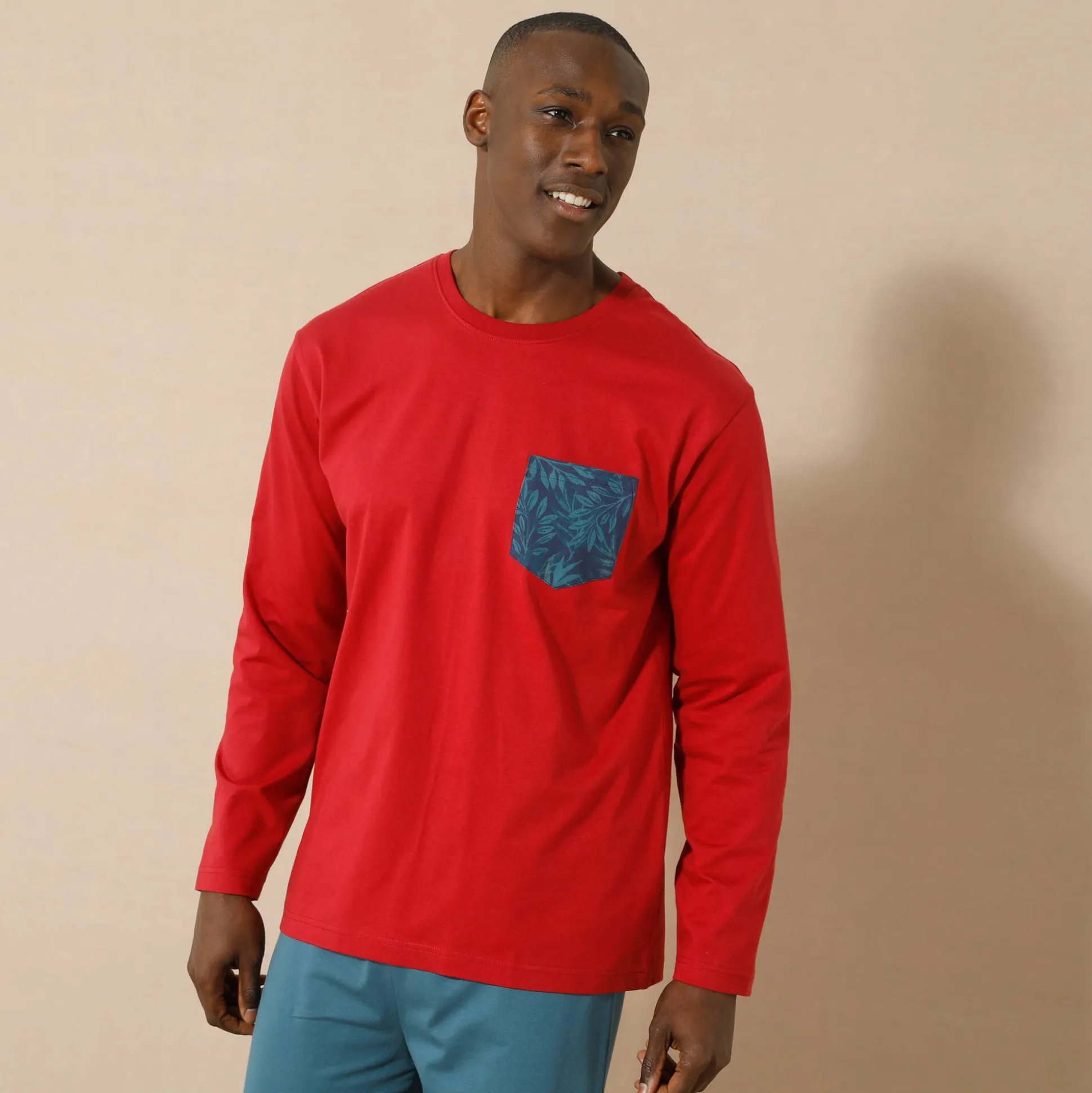 Pyjamashirt met borstzakje en lange mouwen