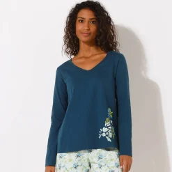Pyjamashirt met lange mouwen en geplaatste bloemblaadjesprint