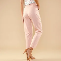 Rechte broek, ceintuur met gesp