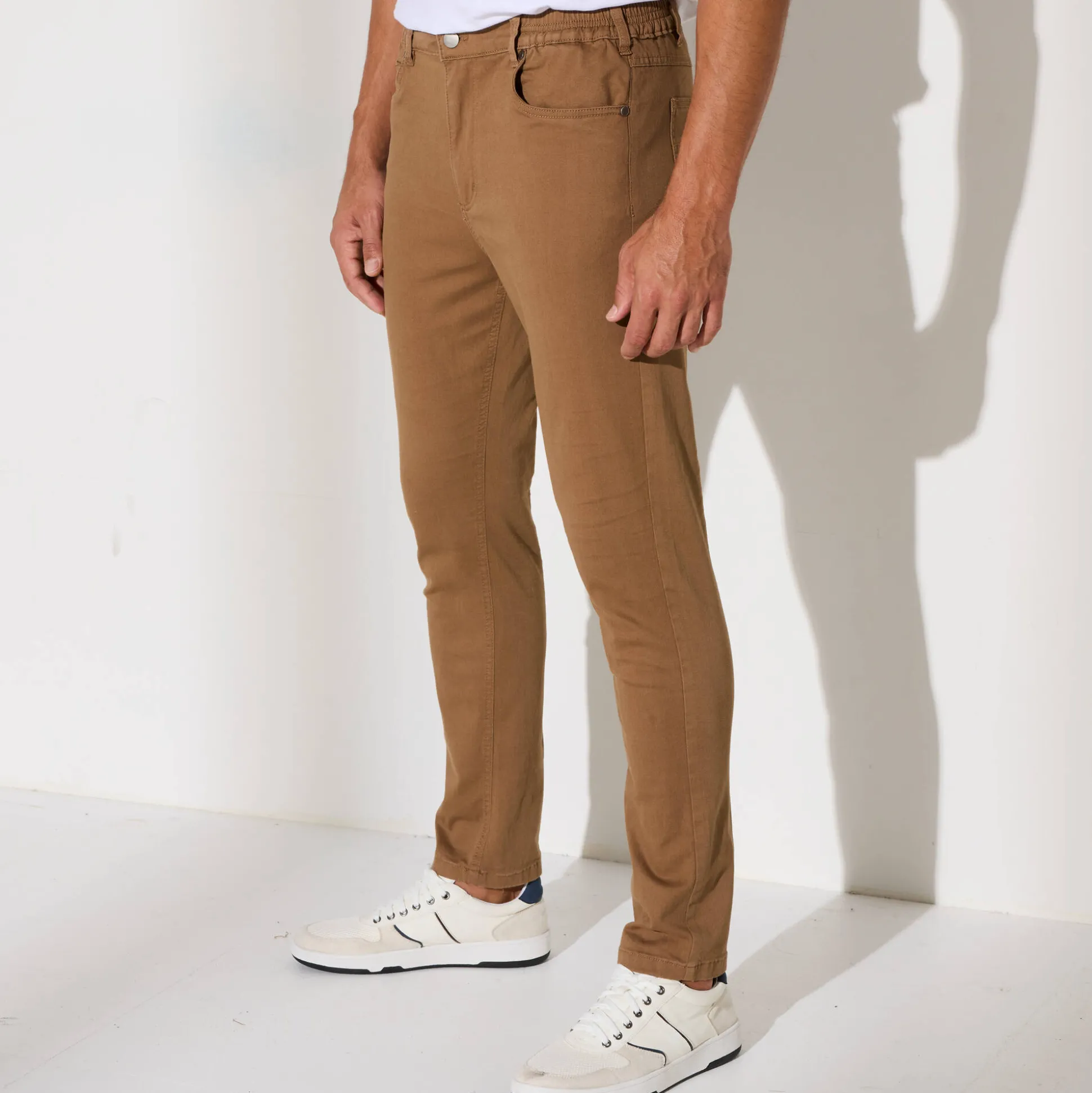 Rechte broek in rekbare twill