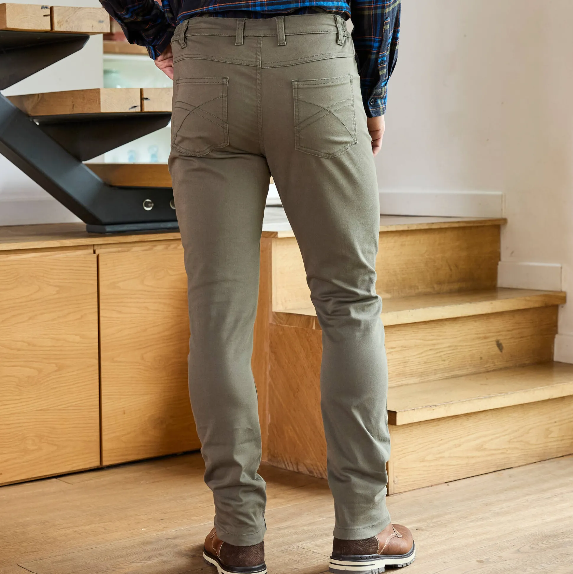 Rechte broek in rekbare twill