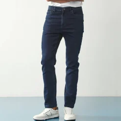 Rechte jeans met 5 zakken, ultrastretch denim - L30
