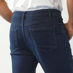 Rechte jeans met 5 zakken, ultrastretch denim - L28