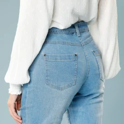 Rechte jeans met ceintuur, speciaal voor kleine lengtes