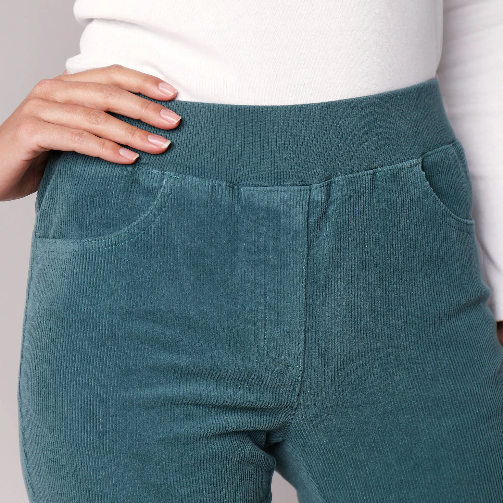 Rechte "ultracomfort" broek in ribfluweel