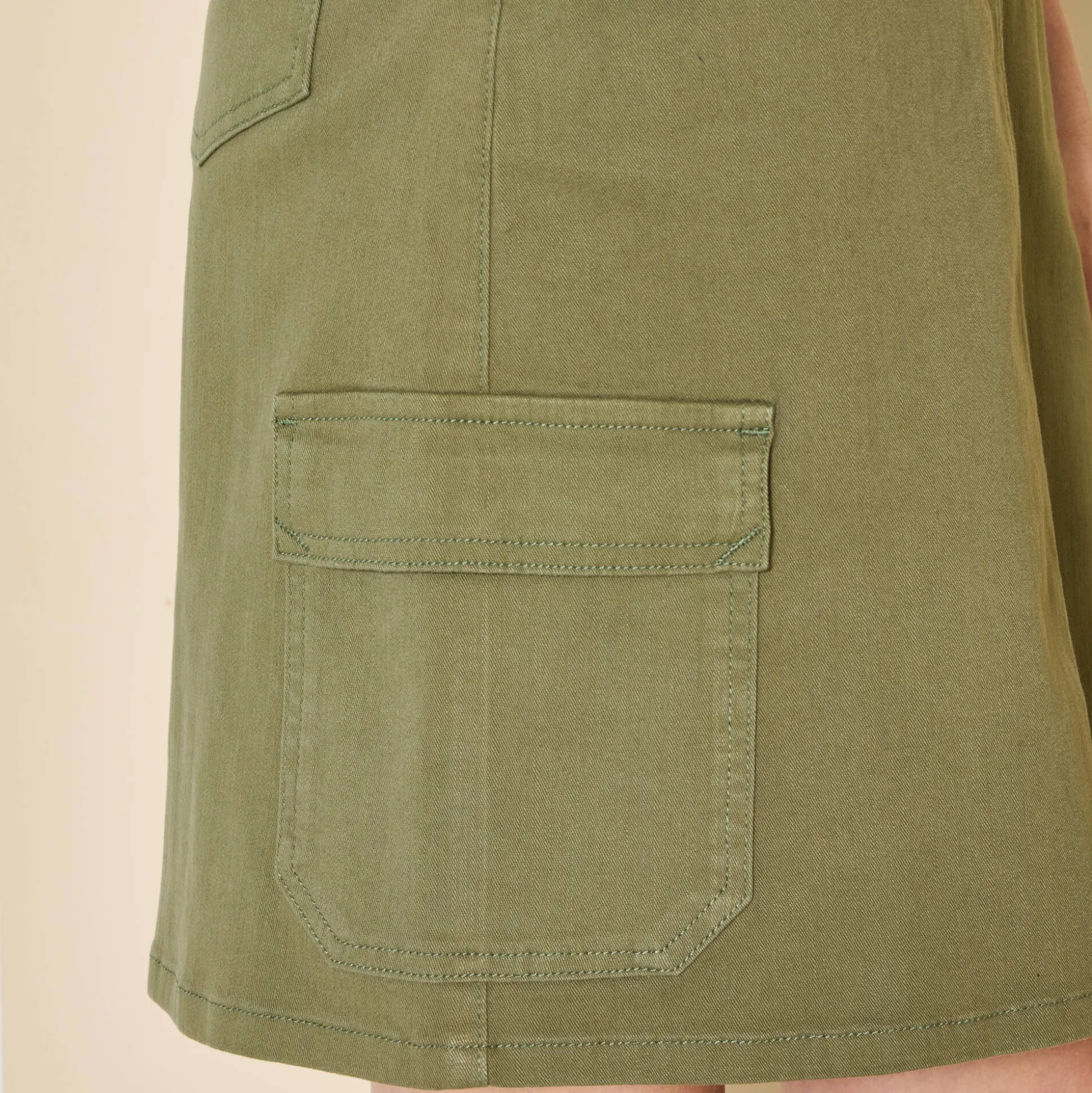 Rok in cargostijl, stretchtwill