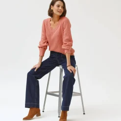 Ruime, rechte jeans, hoge taille, kleine lengte