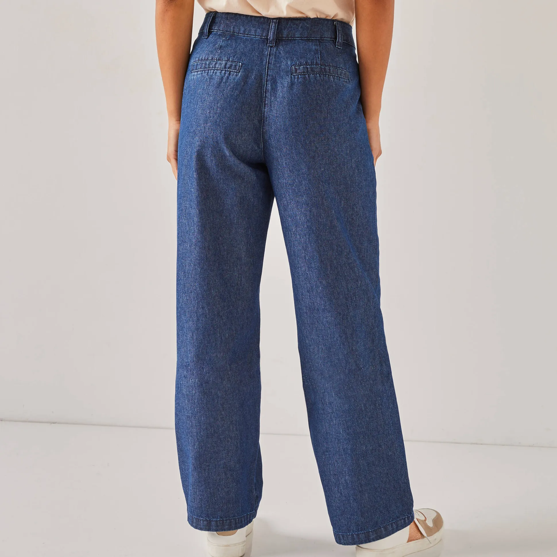 Ruime, rechte jeans, speciaal voor kleine lengtes