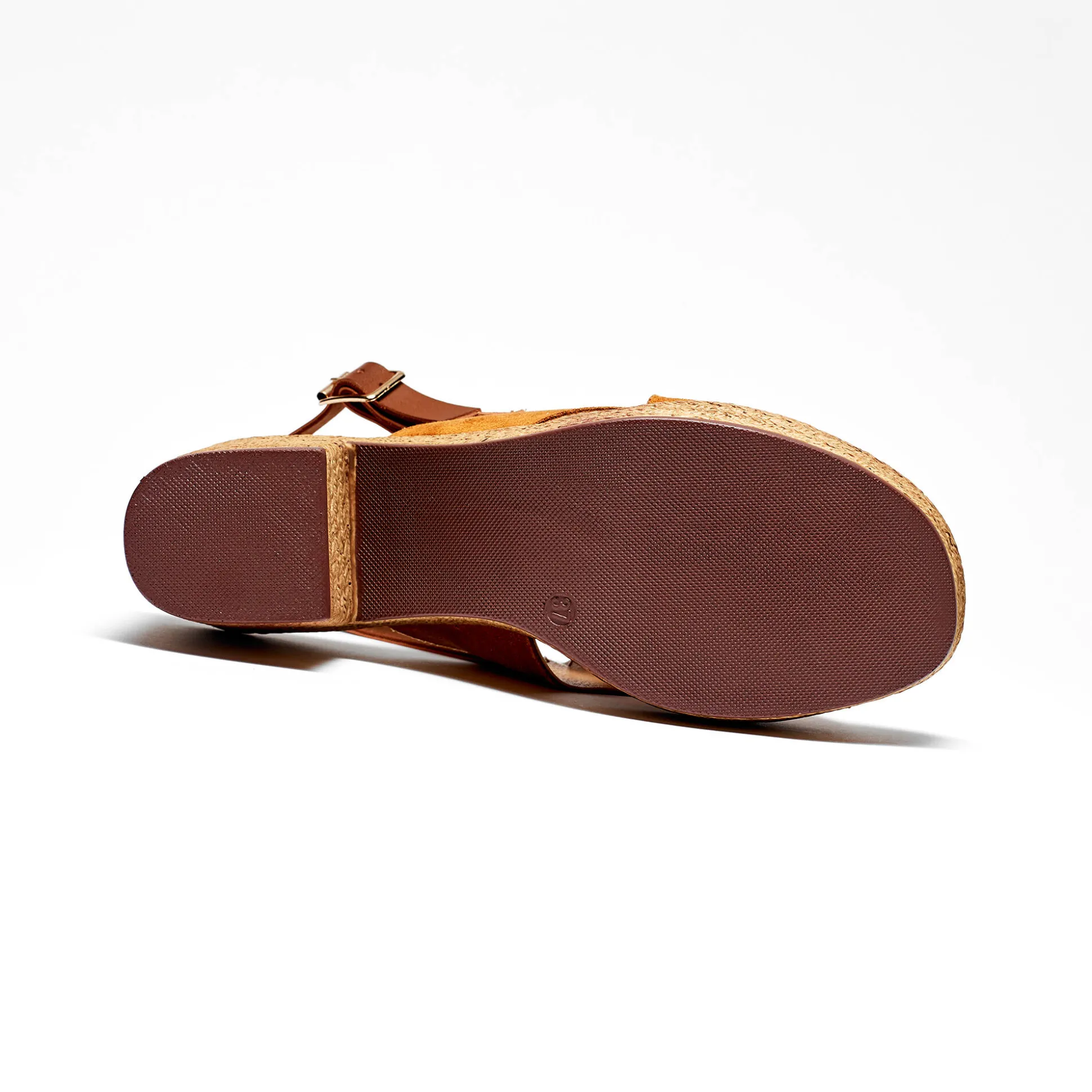 Sandalen met sleehak en gekruist bovenwerk, karamel
