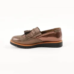 Slip-ons met sleehak, franjes en kwastjes