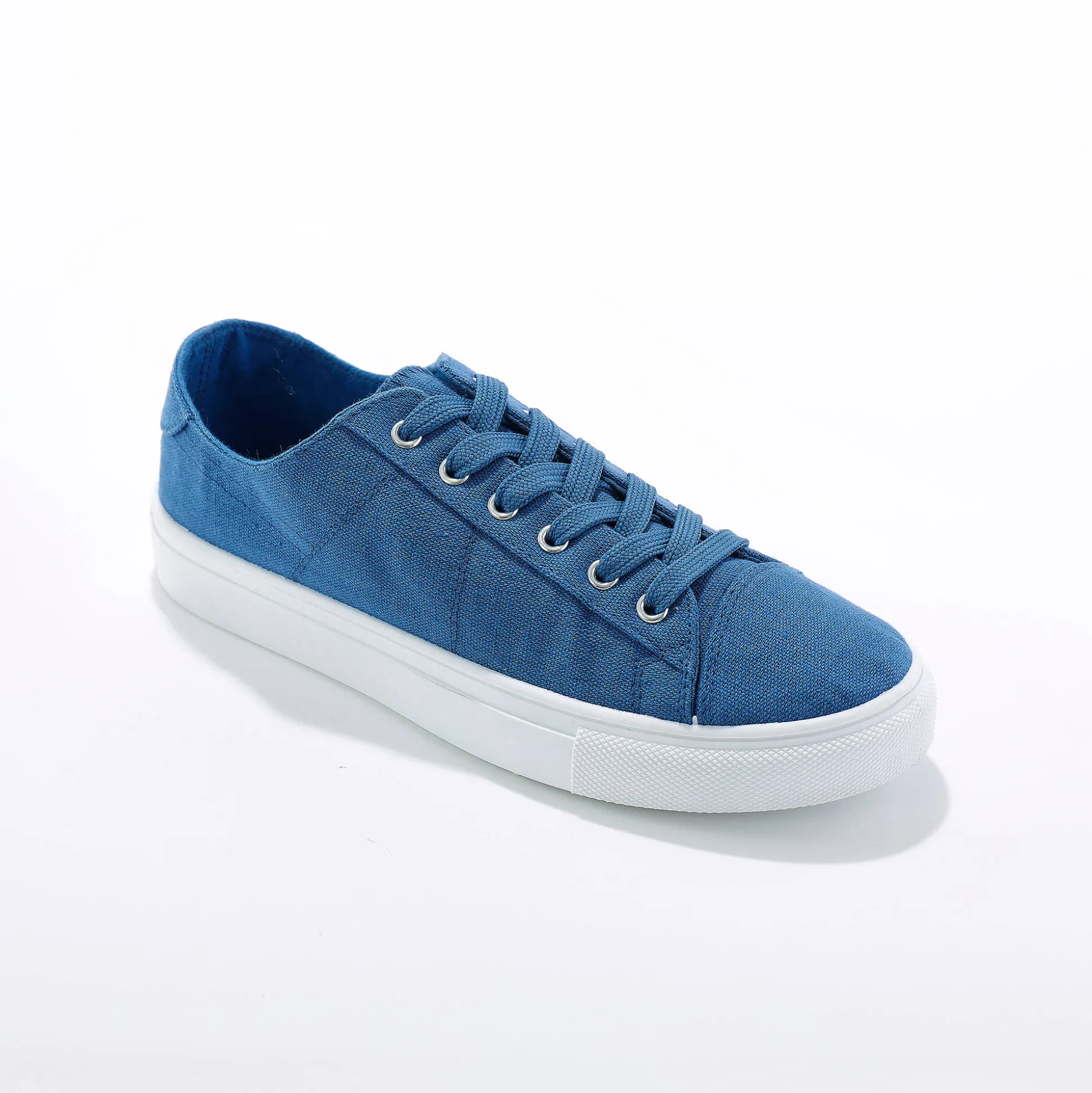 Sneakers in canvas met veters en doorloopzool in platformstijl