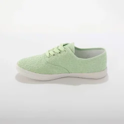 Sneakers in geborduurd canvas