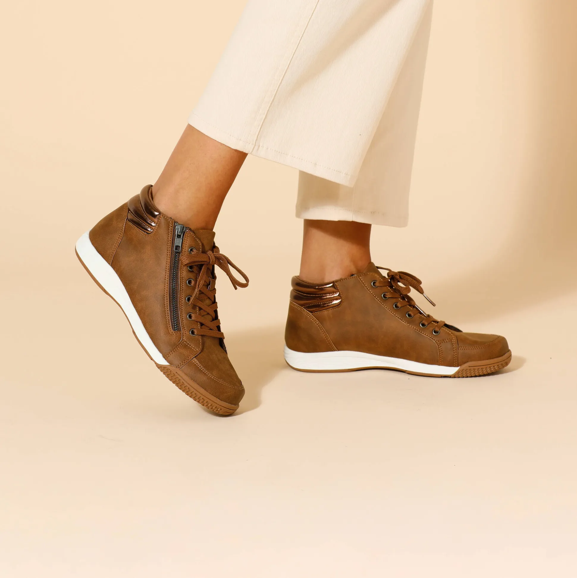 Sneakers met hoge schacht