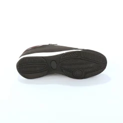 Sneakers met lage schacht en veters