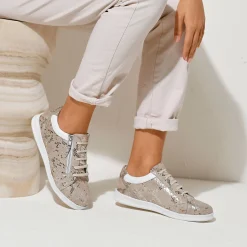 Sneakers met rits, in geperforeerd leer