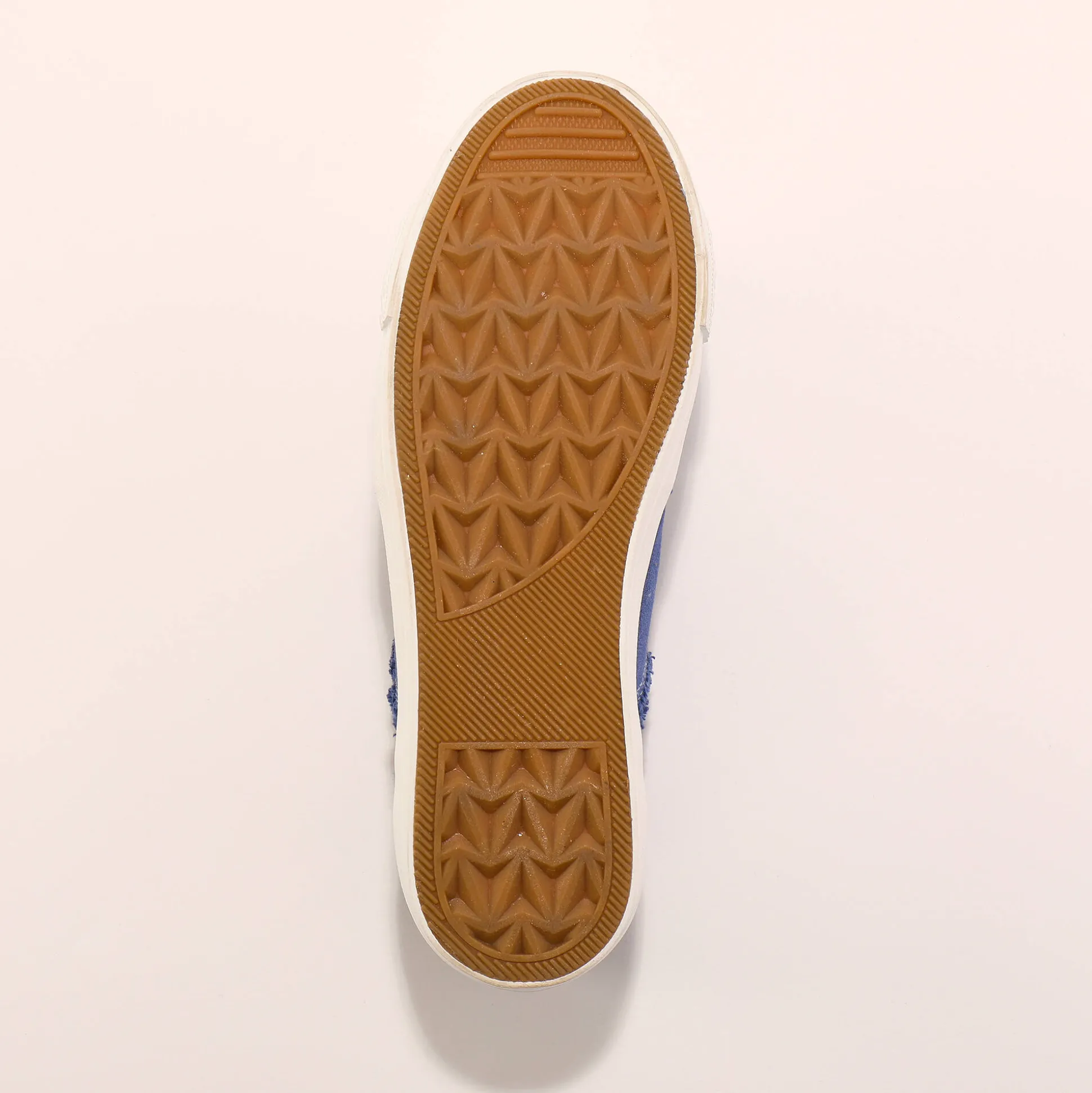 Sneakers met veters, verwassen canvas met sierstiksel