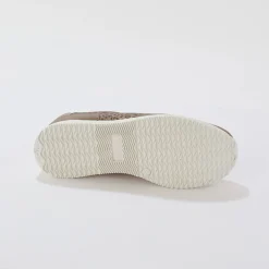 Sneakers met veters, voor gevoelige voeten, rekbaar materiaal - glanzend