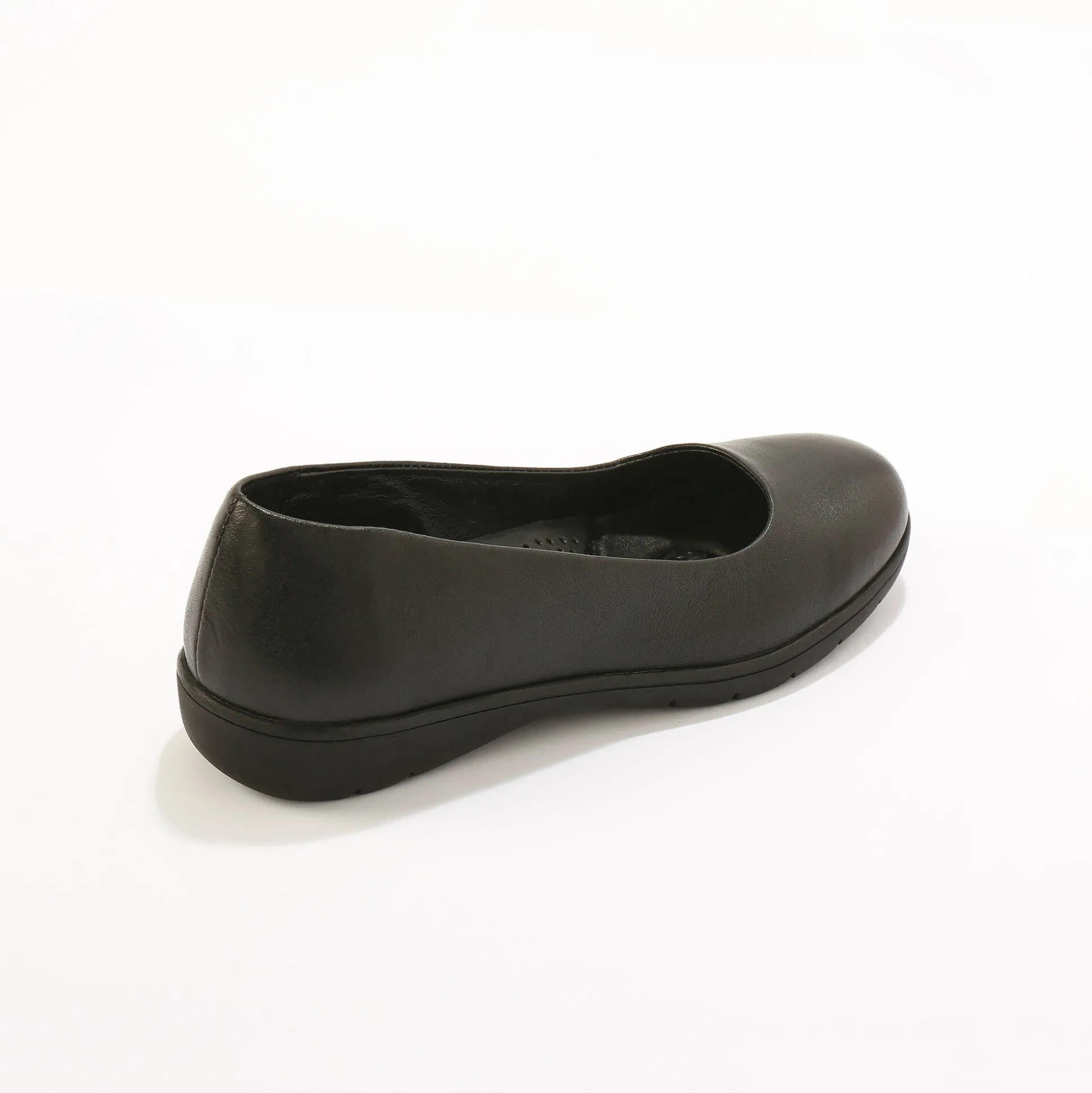 Soepele ballerina's in glad leer met sleehak