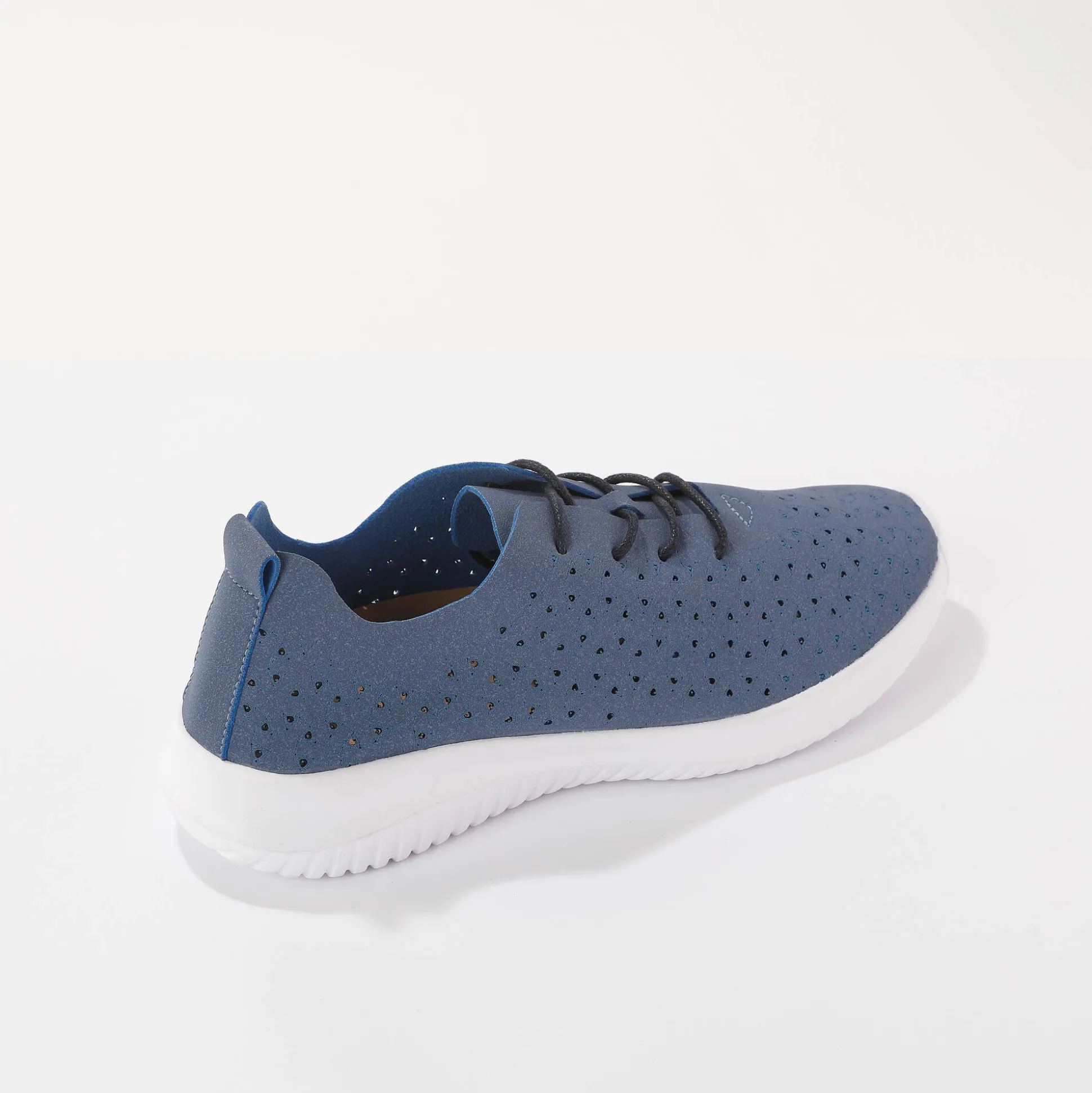 Soepele sneakers met ajour