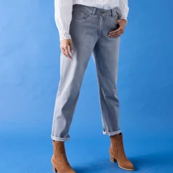 Stretch jeans in 'mom' model