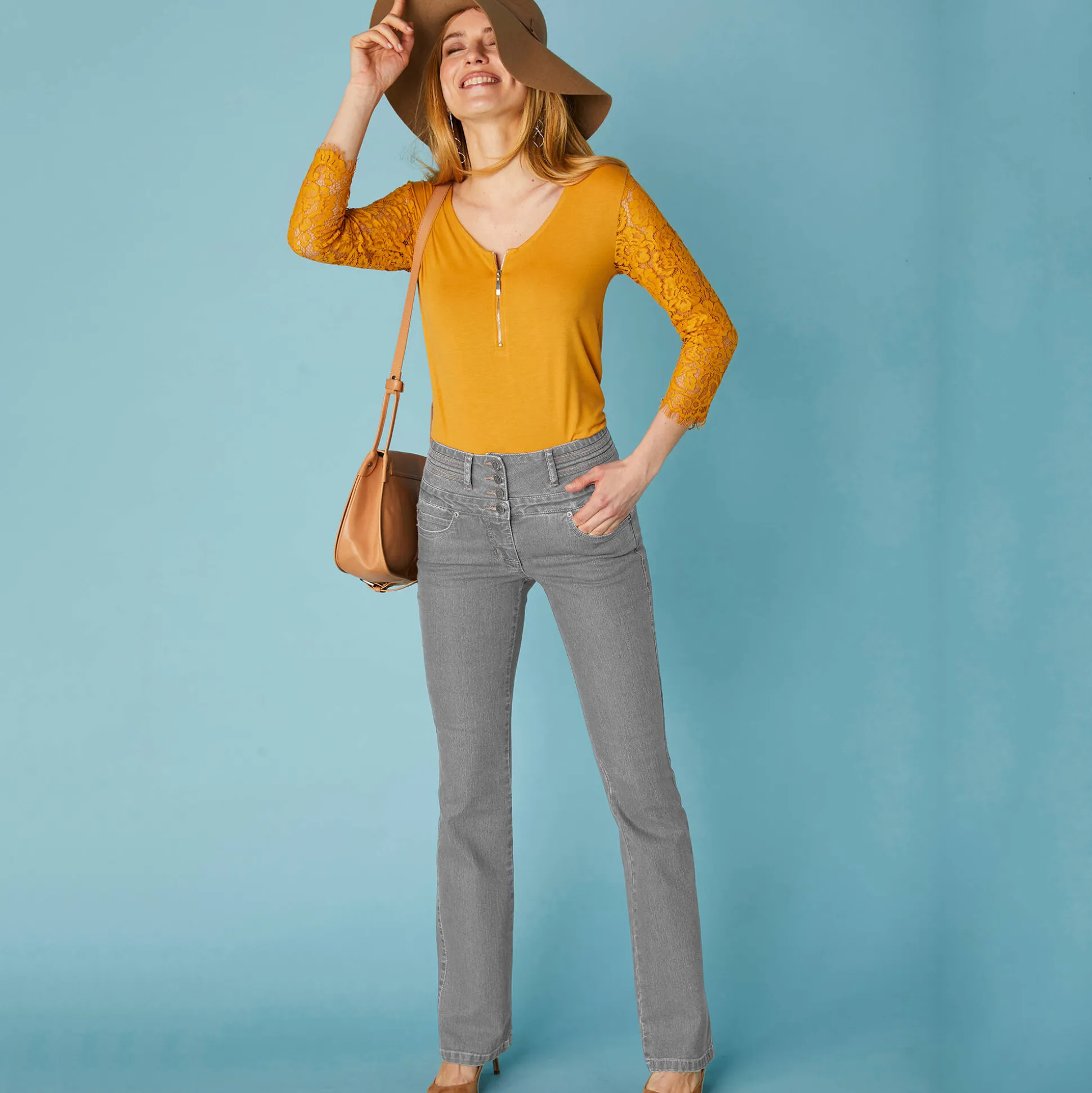 Stretchjeans in bootcutmodel met hoge taille - binnenpijplengte 78 cm