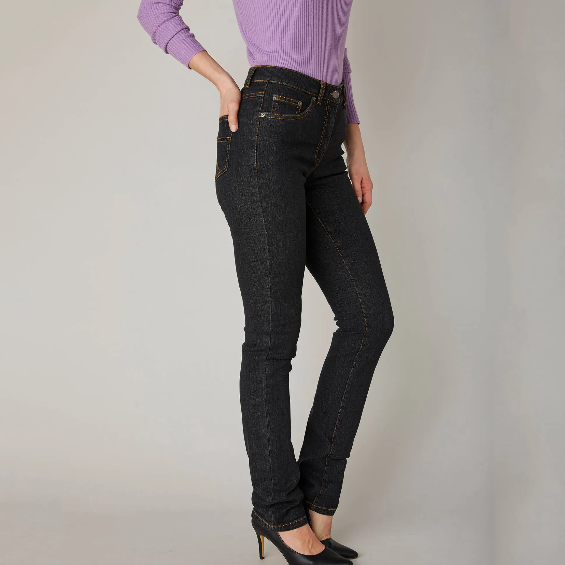 Stretchjeans in recht model - kleine lengte