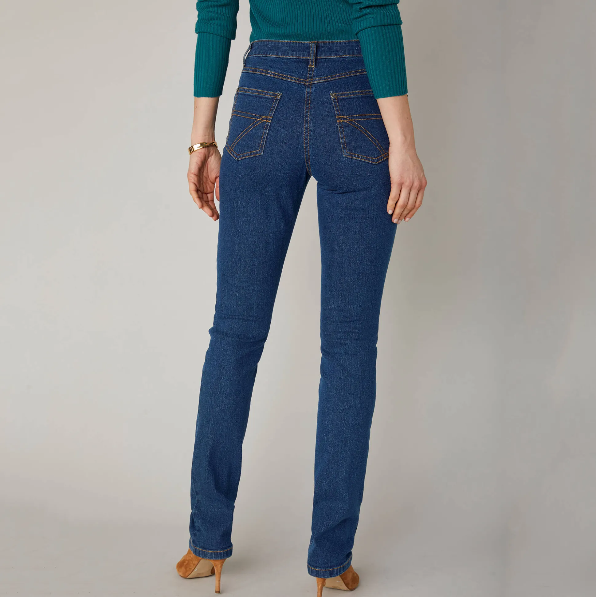 Stretchjeans in recht model - kleine lengte