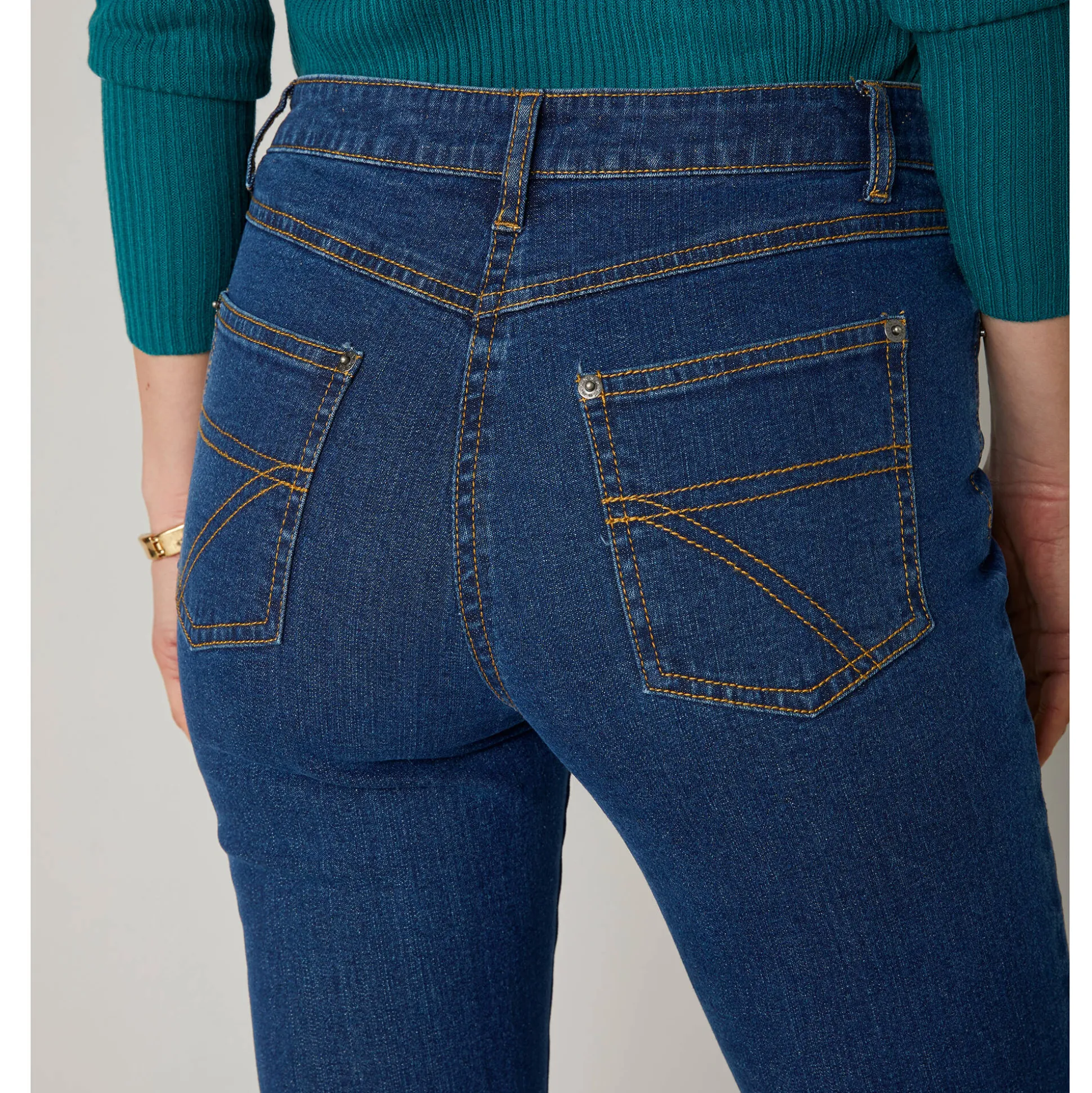 Stretchjeans in recht model - kleine lengte