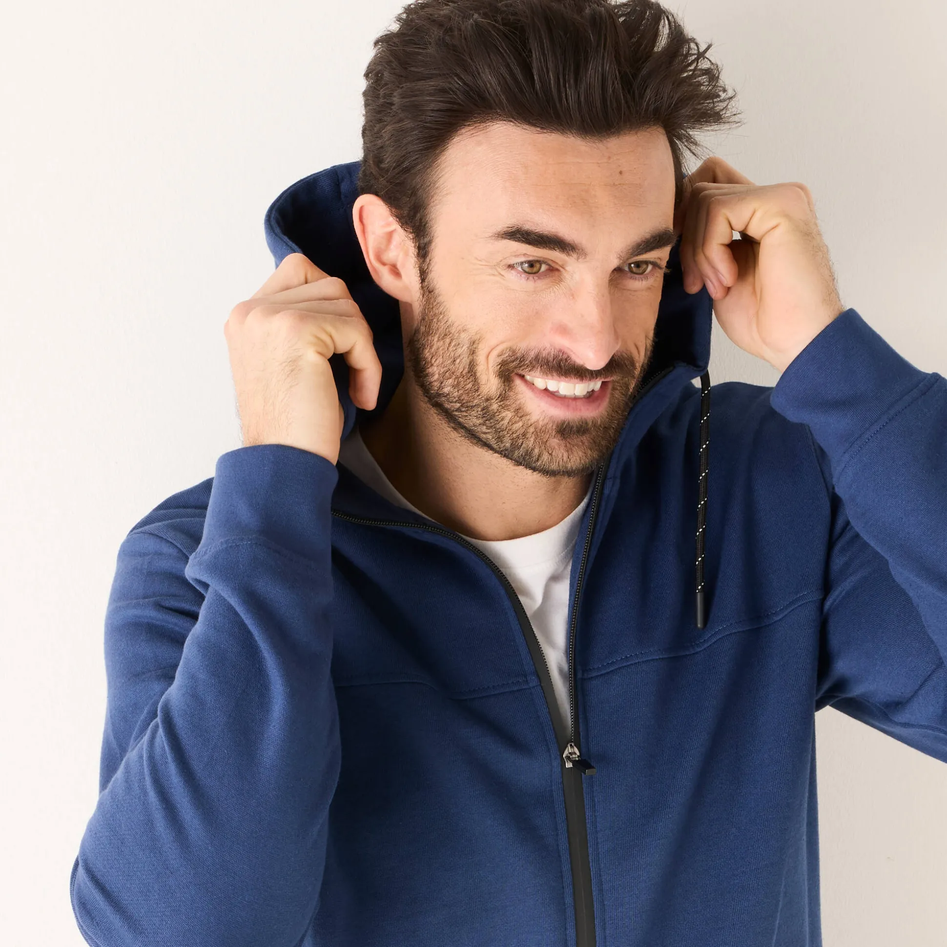 Sweater met rits en kap, in geruwd molton, met contrasterende details