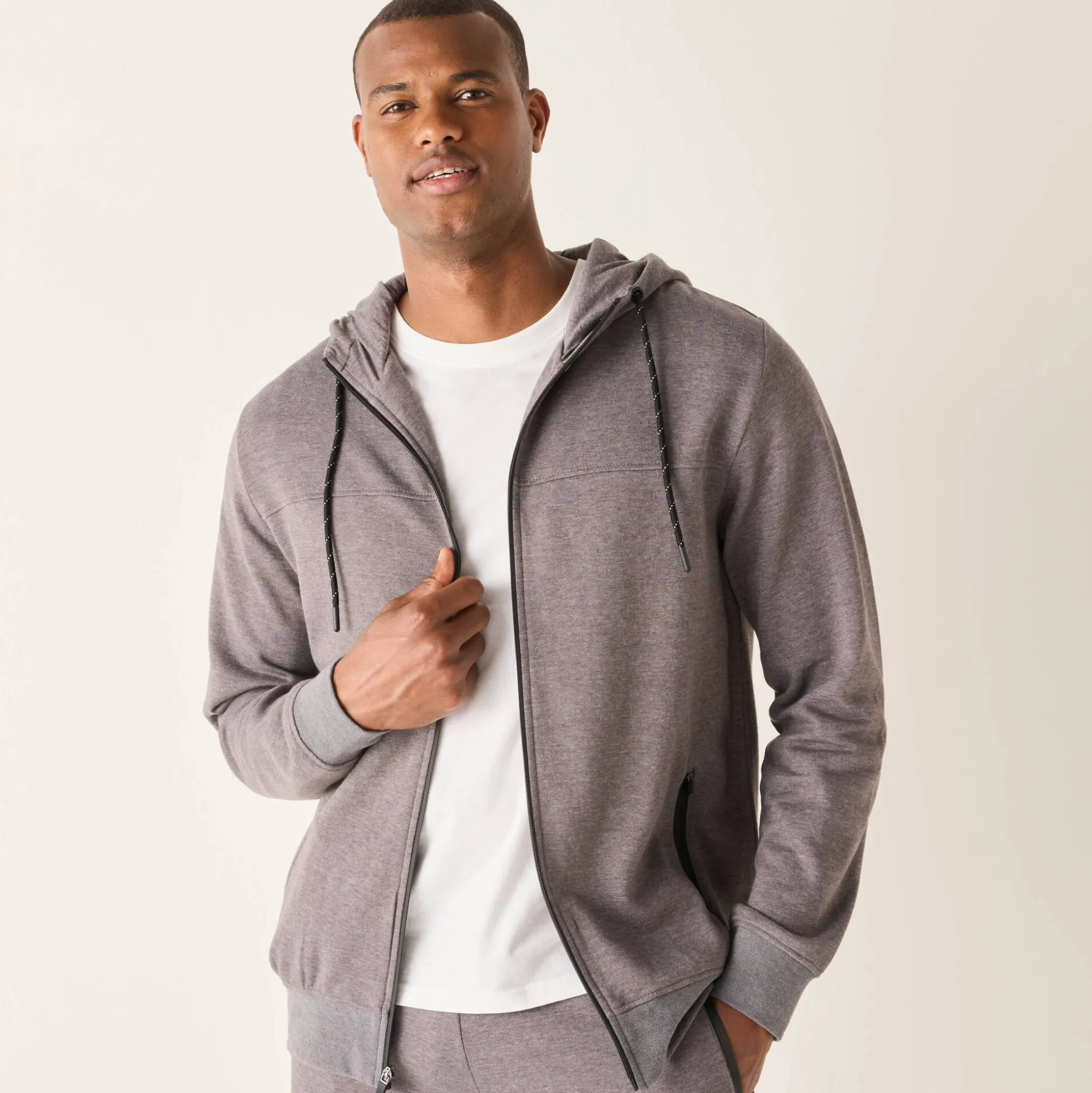 Sweater met rits en kap, in geruwd molton, met contrasterende details