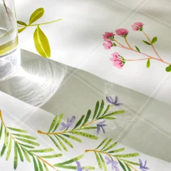 Tafelkleed met lenteprint