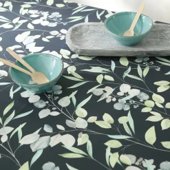 Tafellaken in polyester, met bladerenprint