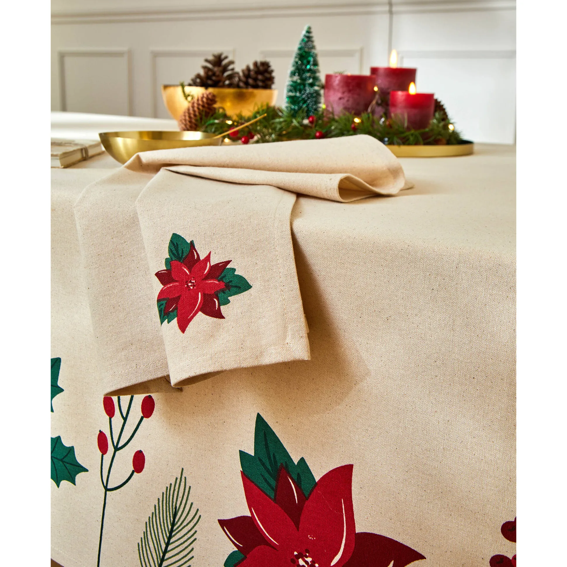 Tafellaken met hulst- en poinsettiaprint