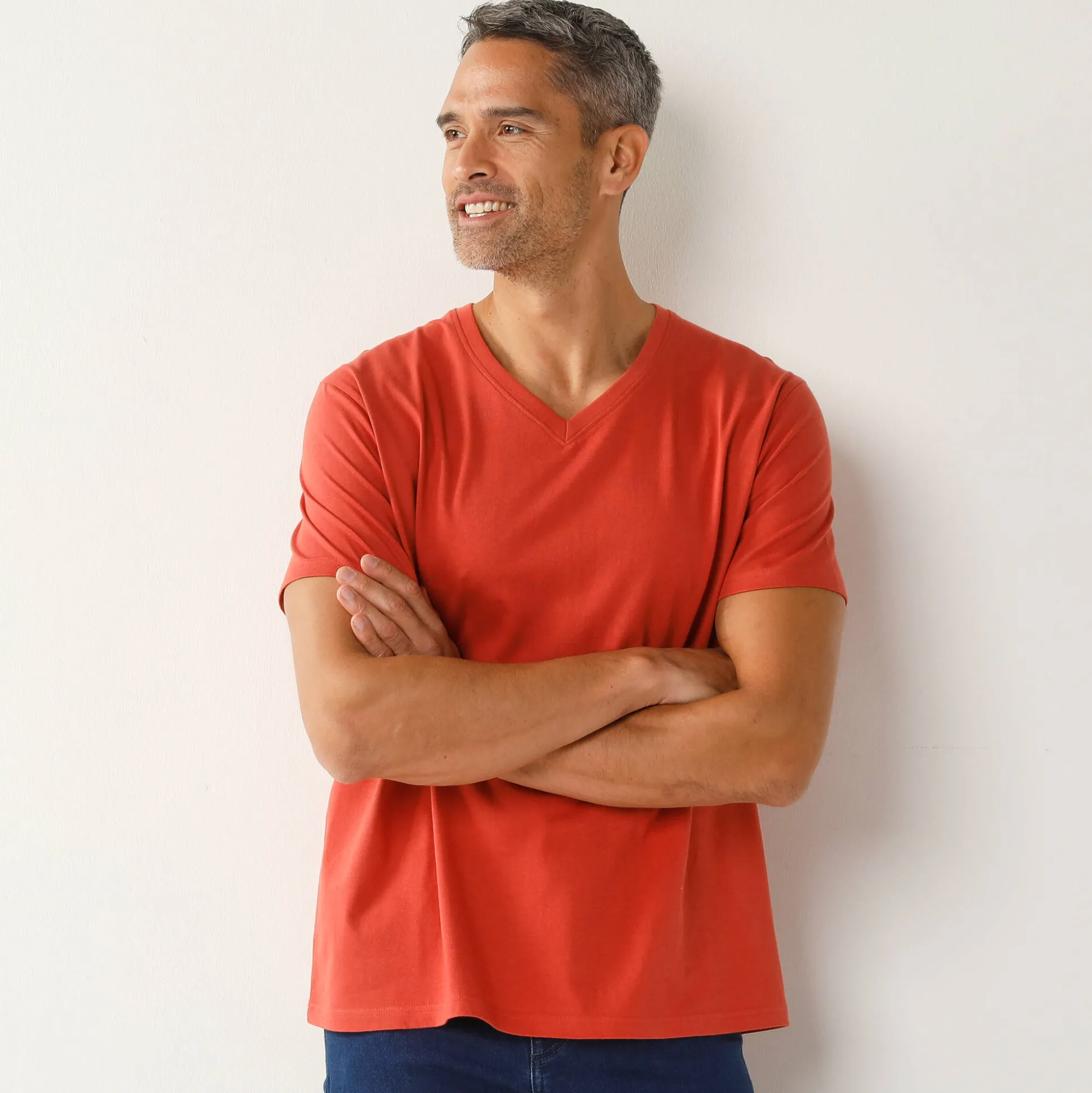 Tee-shirt col V manches courtes