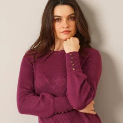 Trui in fantasietricot en knoopdetail aan de polsen, zachte touch