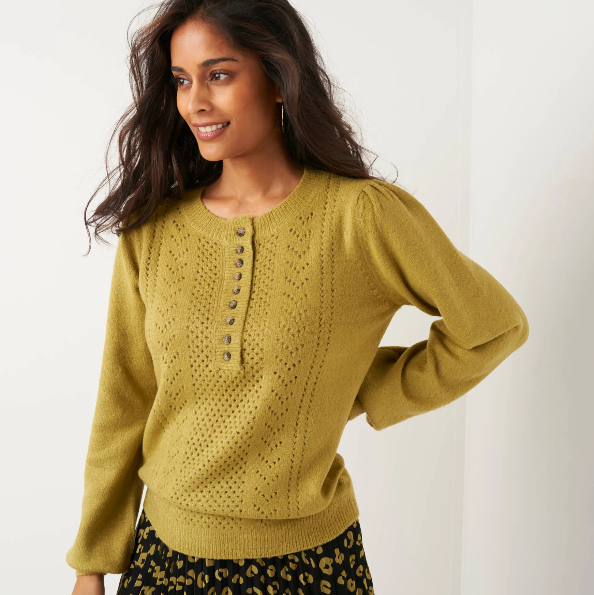 Trui in fantasietricot met Tunesische hals