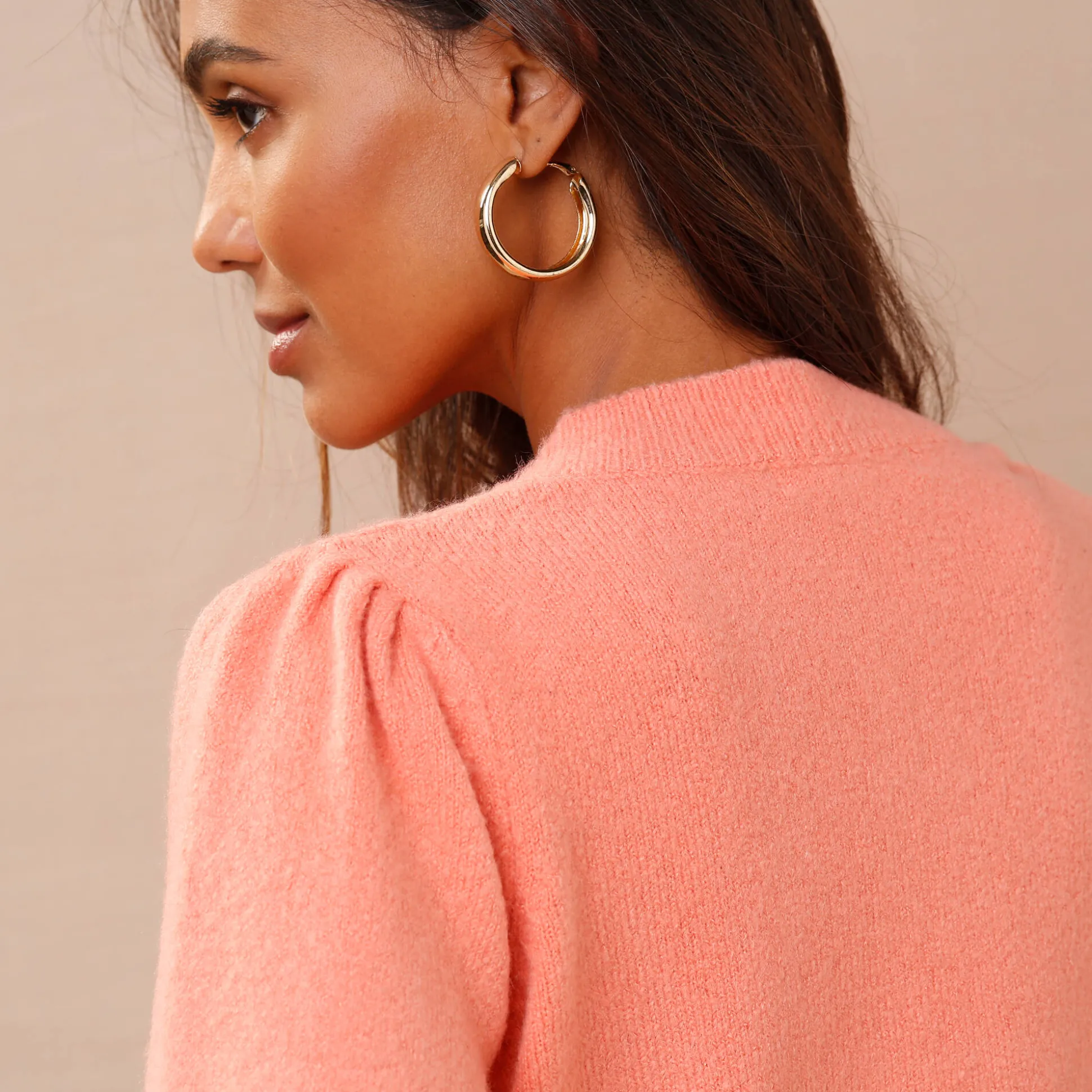 Trui in fantasietricot met Tunesische hals