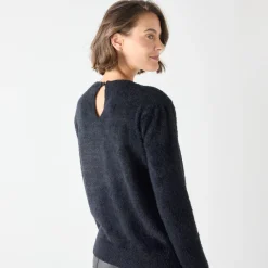 Trui in harig tricot met strasjes