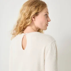 Trui in harig tricot met strasjes