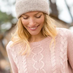 Trui in kabeltricot, ronde hals