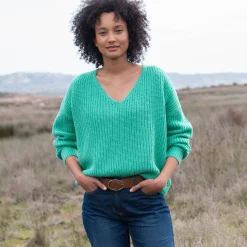 Trui in loose model met V-hals, patenttricot met zachte touch