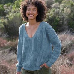 Trui in loose model met V-hals, patenttricot met zachte touch