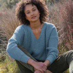 Trui in loose model met V-hals, patenttricot met zachte touch