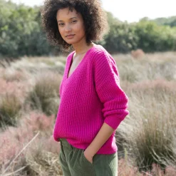 Trui in loose model met V-hals, patenttricot met zachte touch