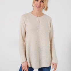 Trui in patenttricot met uitlopend model met zachte touch